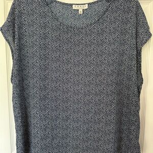 Chaus Blue and White Cap Sleeve Relaxed Blouse